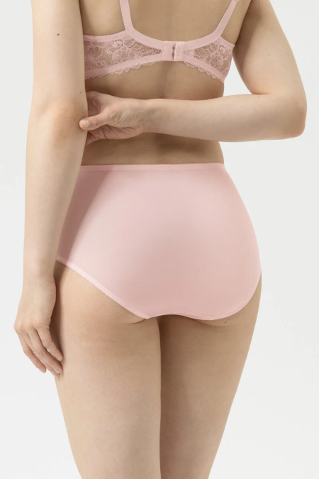Luxurious 558 bonbon pink