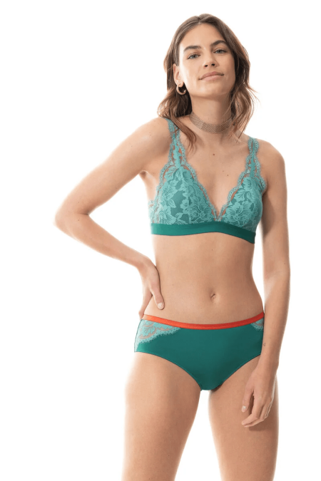 Poetry Vogue Triangle Bh 884 - opal gree