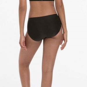  001 black